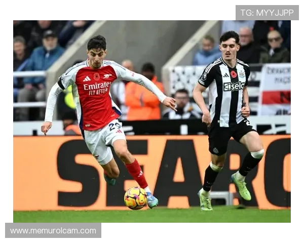 纽卡斯尔联对阵阿森纳：英超争四关键战表现稳健