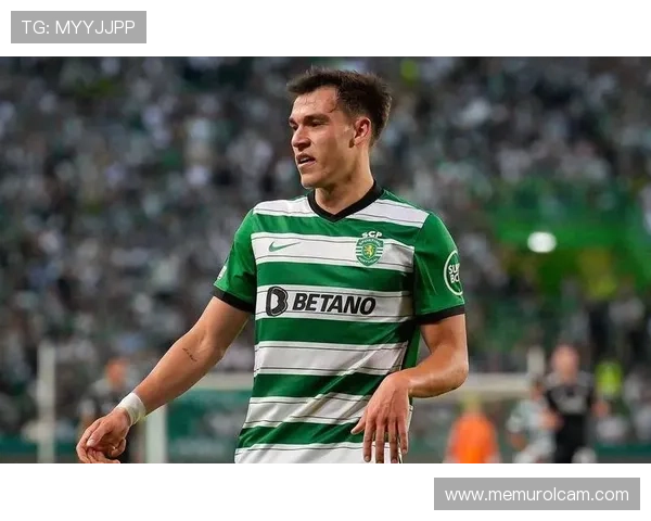 从纯防守到参与推进：乌加特的出球能力进化