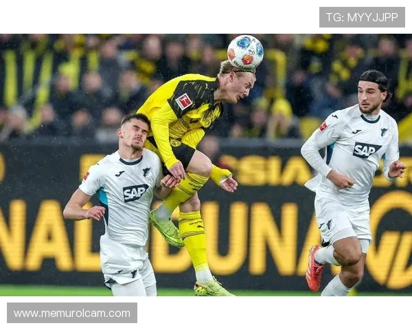 多特蒙德领先后守不住胜局,比赛控制力问题逐步显现 多特蒙德领先后守不住胜局,比赛控制力问题逐步显现