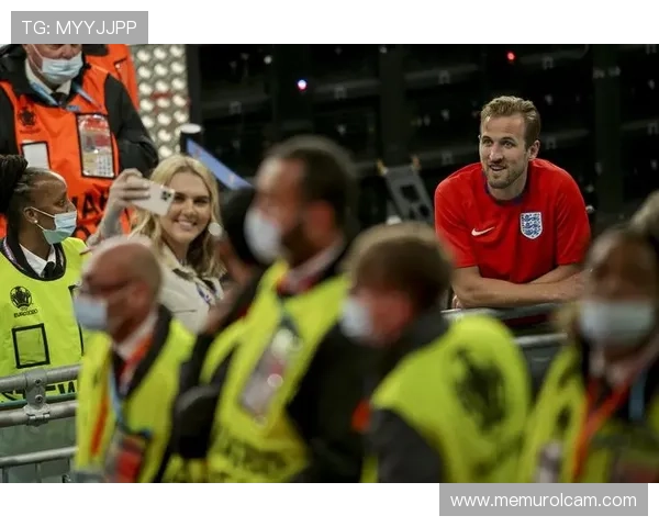 凯恩与英格兰的强队依赖症及战术适配性分析